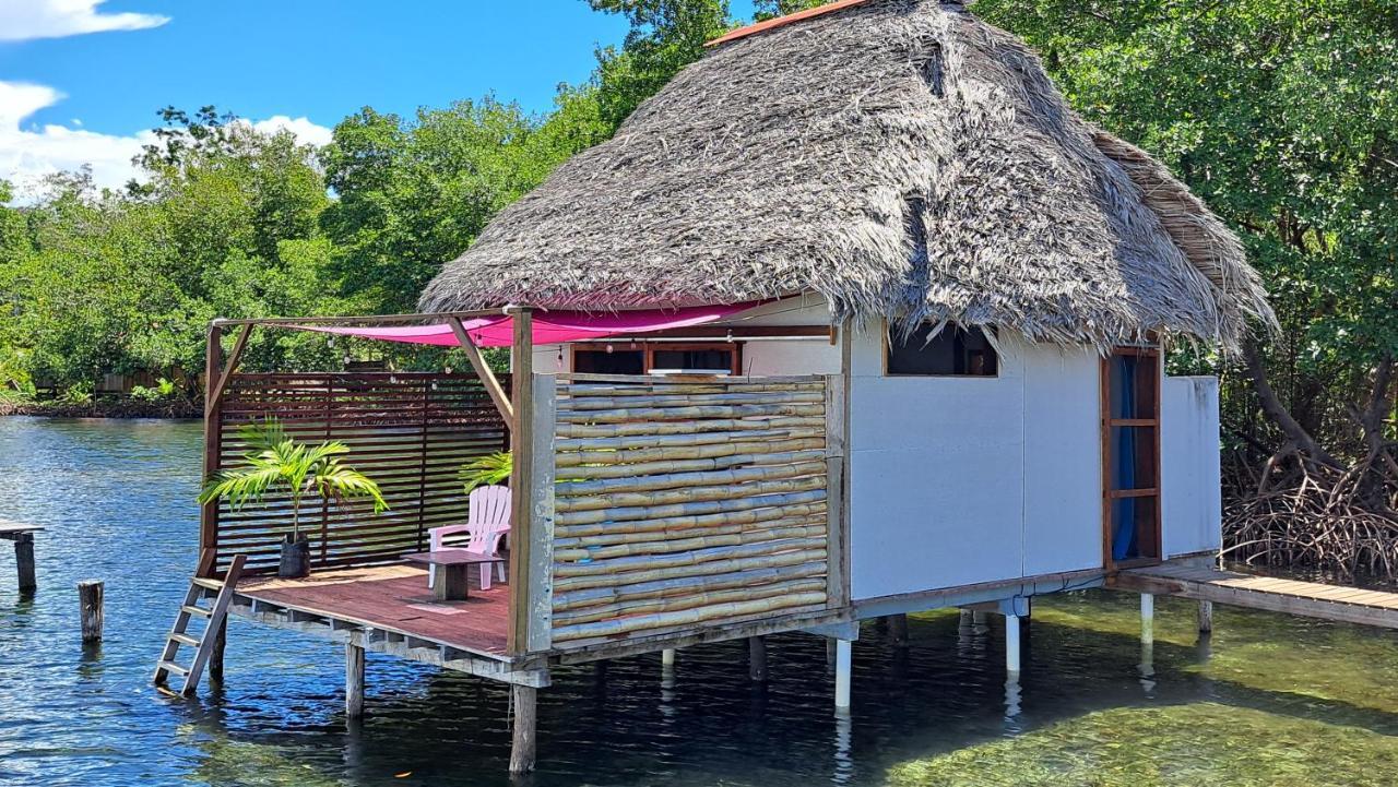 El Clandestino Villa Bocas Town Exterior photo